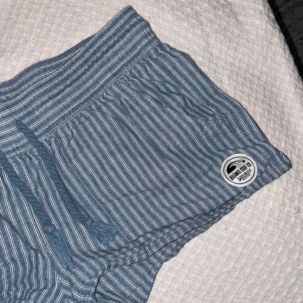 Nukumoi Surf Co. Poipu Beach Kauai Low waist Shorts Size Medium - Picture 2 of 4